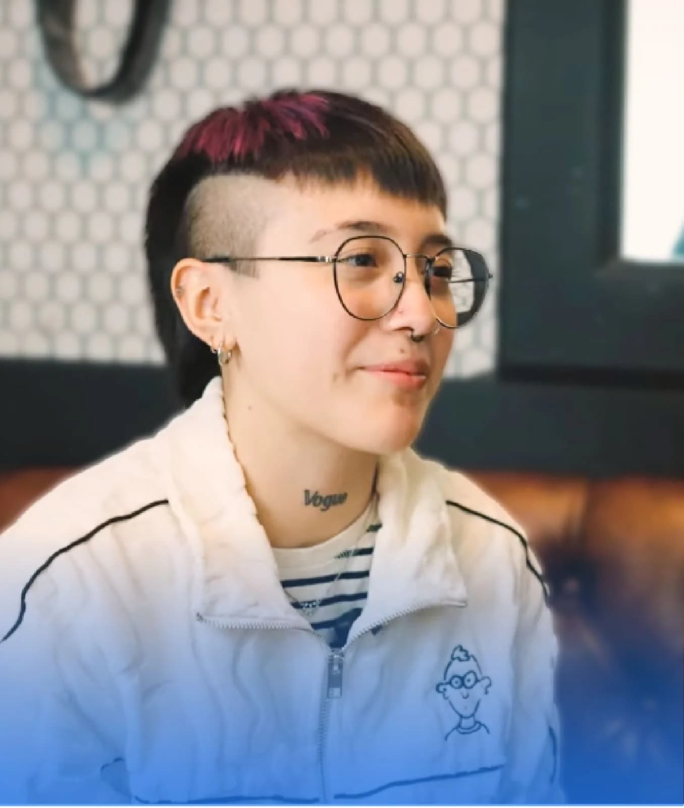 Profesional de Bastards Barbería habla sobre los beneficios de Weibook