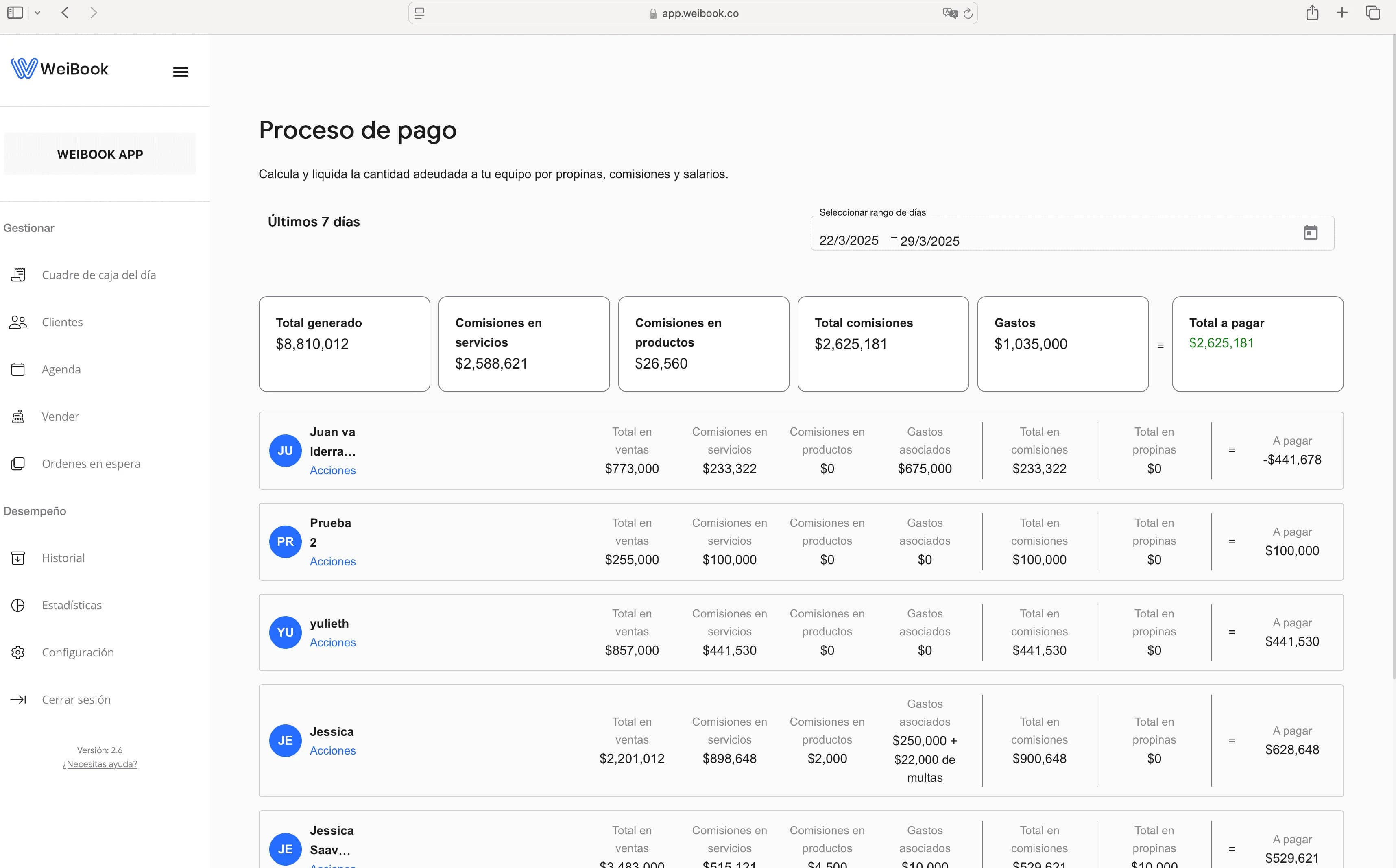 Panel del sistema Weibook mostrando el proceso de pago con desglose automático de comisiones y totales por colaborador